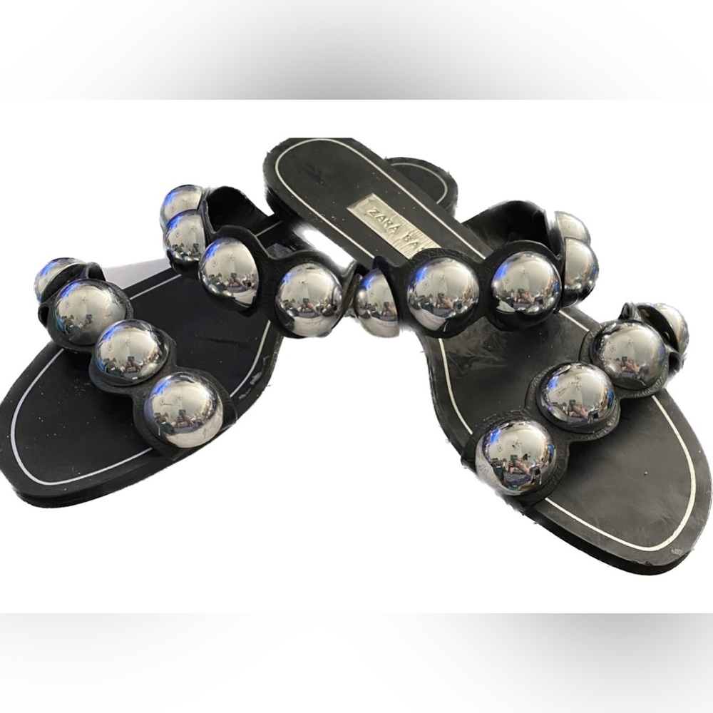 Zara BLK/SLV Basic Bauble Flats, EU 35/ US 4.5/5 Summer Sale
